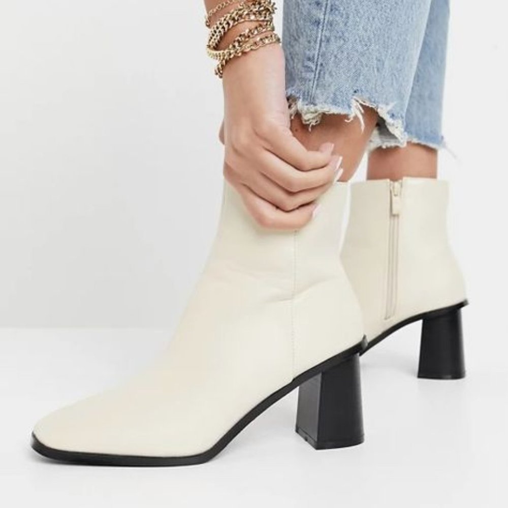 NWT square toe heeled ankle boots